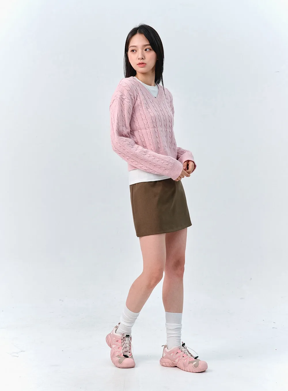 Cable Knit V-Neck Sweater OO316