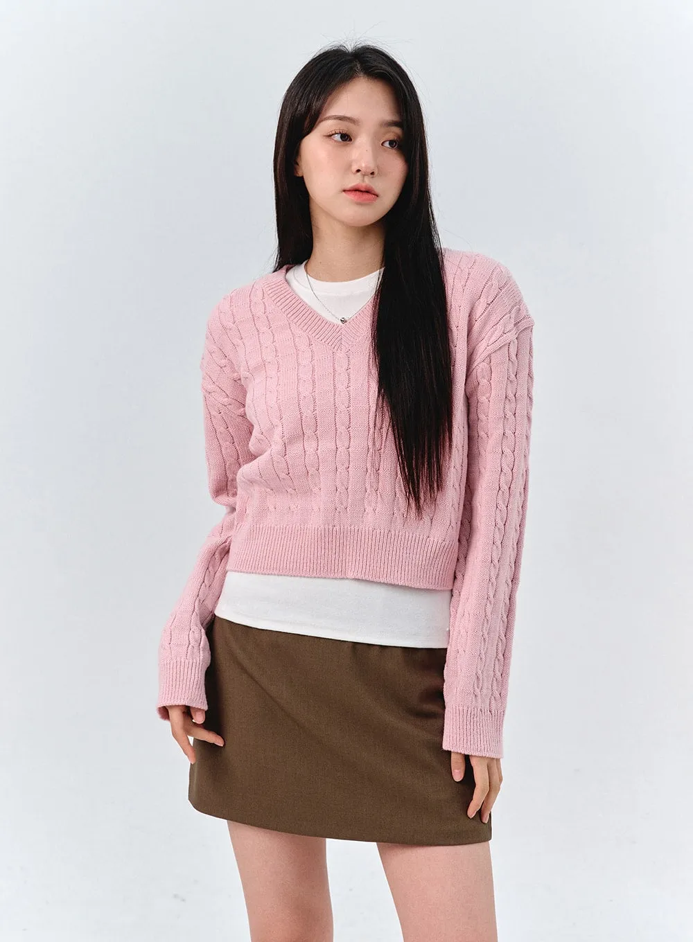 Cable Knit V-Neck Sweater OO316