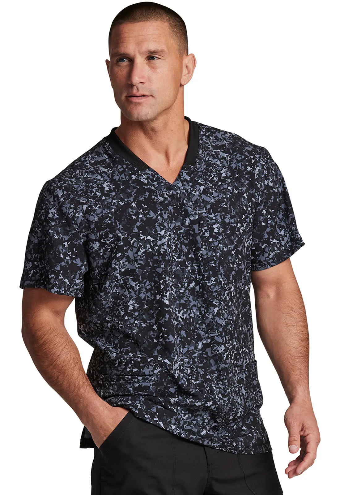 Dynamix - Men's Rib Knit V-Neck Print Top